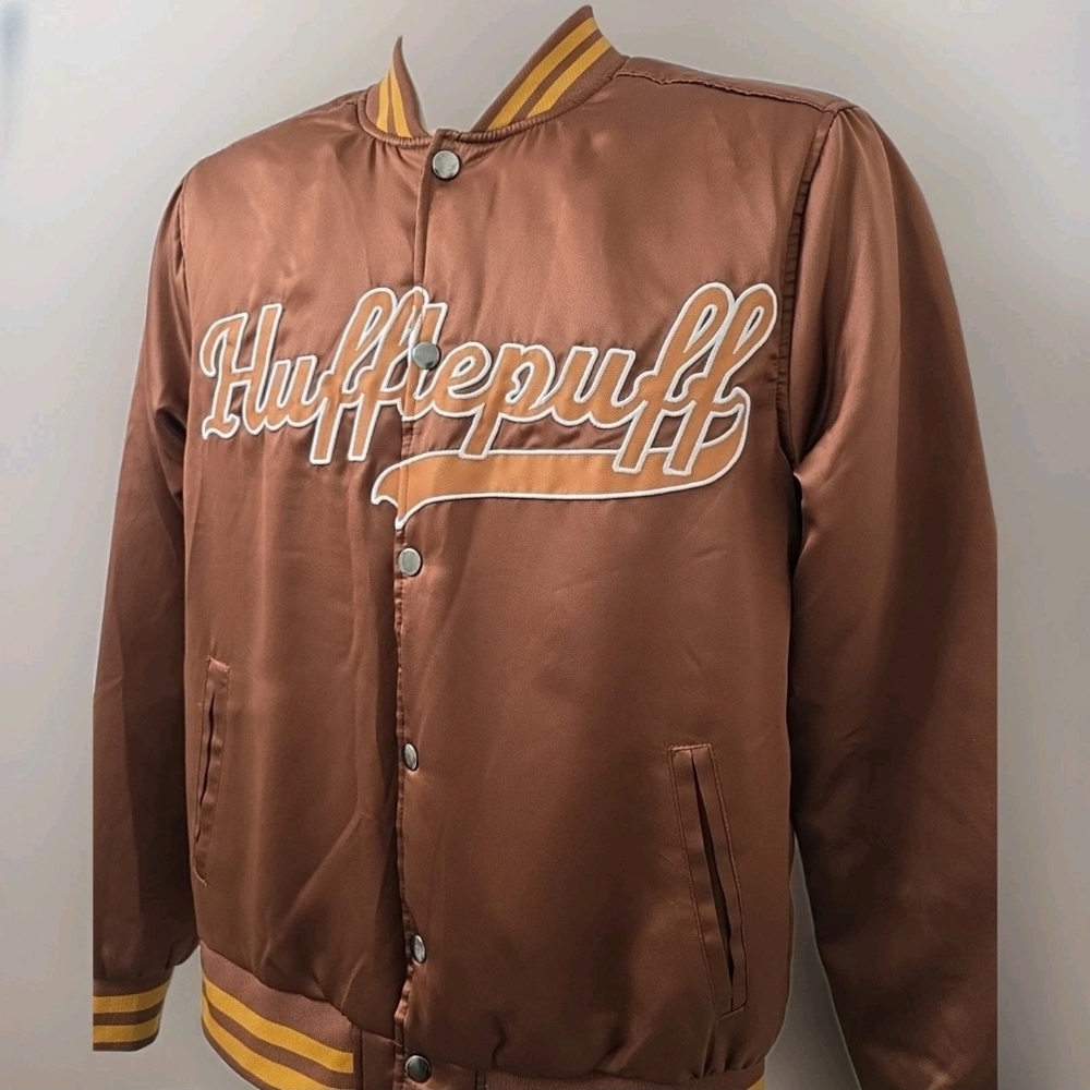 Authentic BoxLunch Exclusive Harry Potter Hufflepuff Satin Varsity Bomber Jacket - Picture 4 of 9